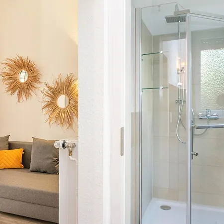 Special Studio In Essen, Wifi, Kitchen, Smart Tv