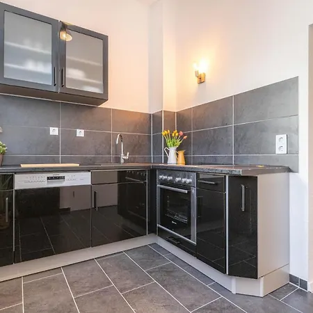 Special Studio In Essen, Wifi, Kitchen, Smart Tv * Essen