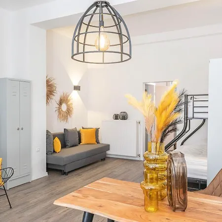 Appartamento Special Studio In Essen, Wifi, Kitchen, Smart Tv *